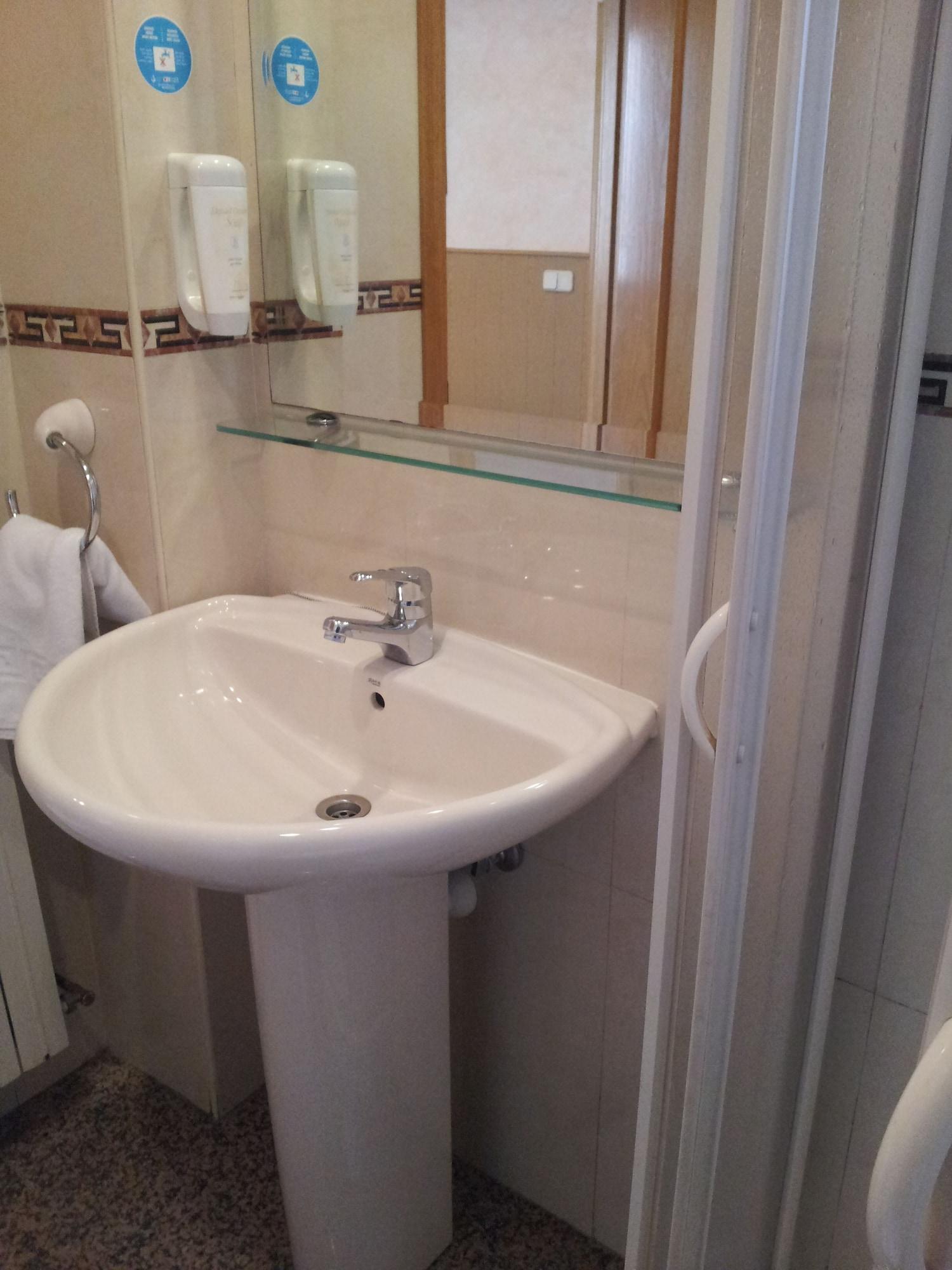 Juan Xxiii Guest house 2*